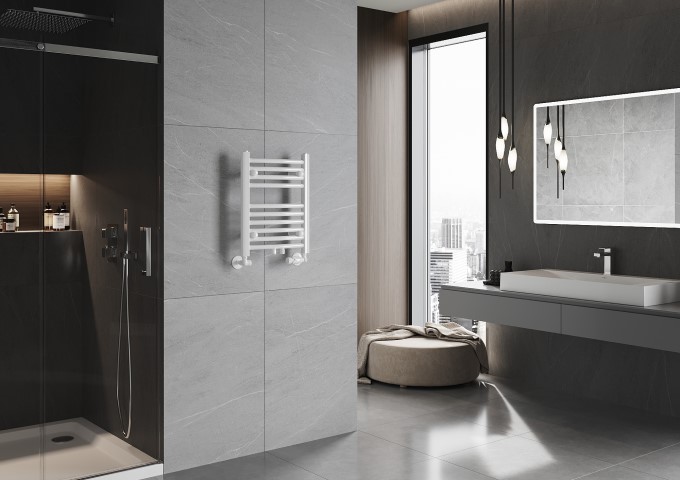 bílý radiátor do koupelny