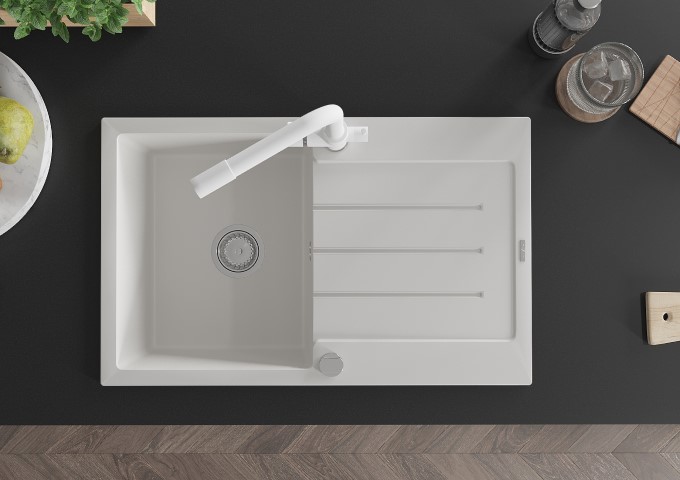 Kuchyňské baterie bílé s vývodem