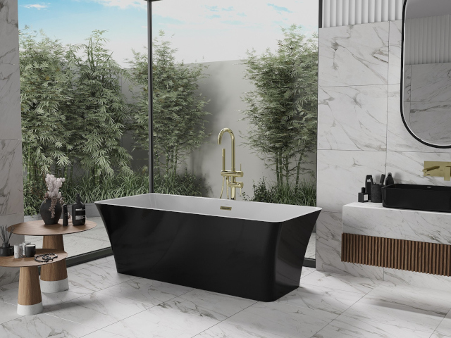 Bílé dlaždice v koupelně