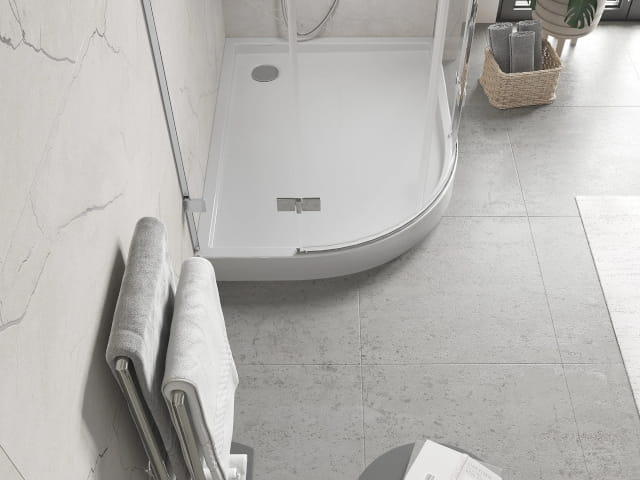 Keramické dlaždice 60x60 v koupelně