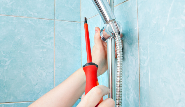 Jak vyměnit rameno sprchy?
