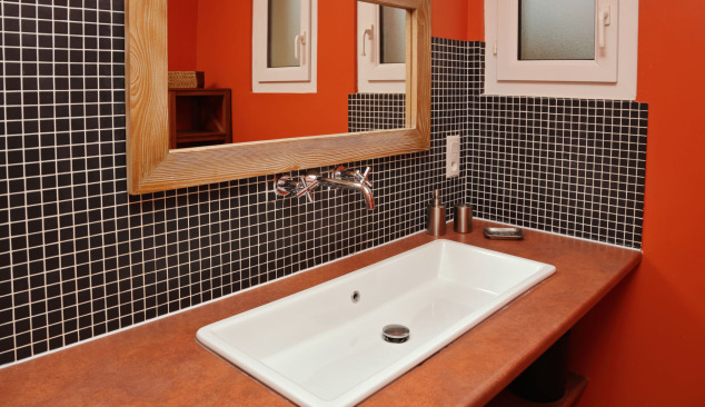 Umyvadla pro velkou rodinu - jejich druhy a nejdůležitější vlastnosti, na které je třeba pamatovat