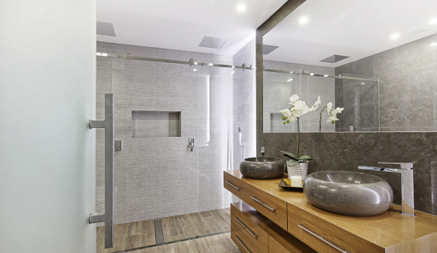 Lze v paneláku nainstalovat sprchu bez vaničky?