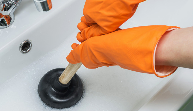 Ucpaný dřez - jak si s ním poradit?