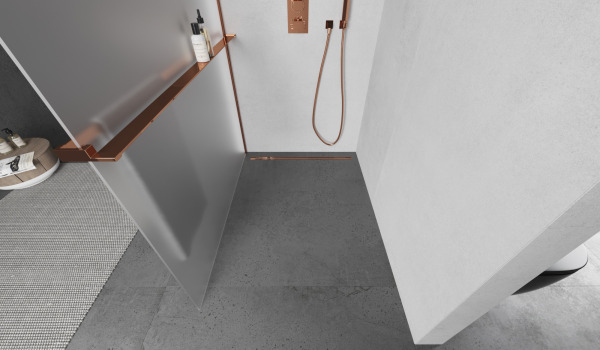 Exkluzivní růžové zlato v koupelně