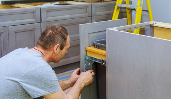 Koš pod dřezem? ne nutně!