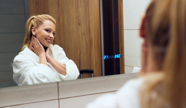 Jak zakončit lepené zrcadlo?