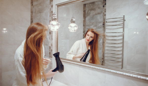 V jaké výšce by mělo být zrcadlo nad umyvadlem?