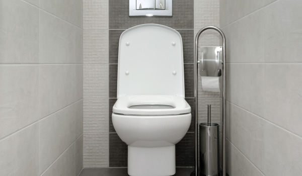 Typy splachovacích systémů pro WC - na co si dát pozor?