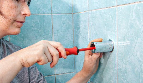 Jak nainstalovat sprchové držáky?